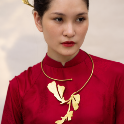 Kiềng Đồng Hoa Lan Thủ Công, kiềng mặc áo dài
