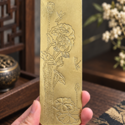 Kẹp Sách Đồng Chạm Hình Hoa Sen Chuồn, quà tặng thủ công
